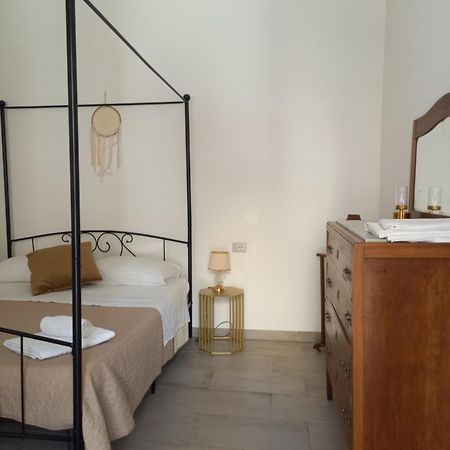Casa Vacanza Valentina โนโต ภายนอก รูปภาพ
